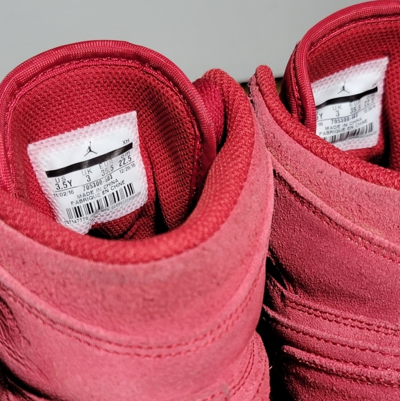 🛑 SOLD! Air Jordan 1 Retro "Red Suede" - Picture 7 of 10
